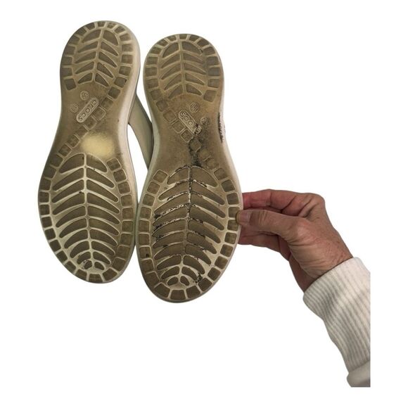 Crocs Women's Kadee II Flip Flops Sandals Comfort Thong Tan Beige Size - Picture 8 of 10